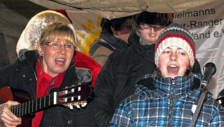 tl_files/ose/bilder/veranstaltungen/2010-11/weiheid04.jpg